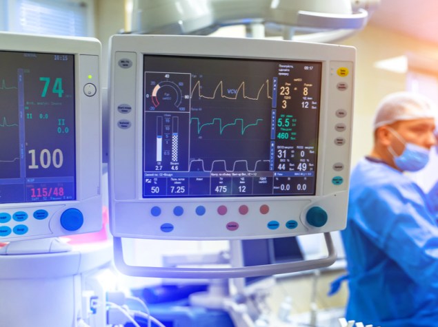 schermo di un monitor in ospedale