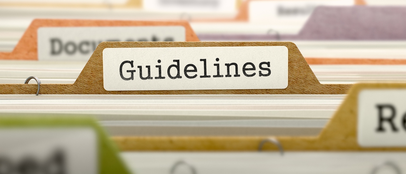 cartellina medica con scritto "guidelines"