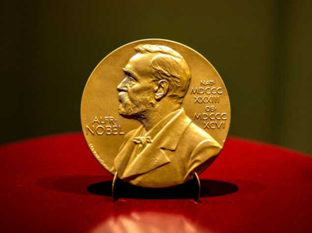 premio nobel su sfondo nero e rosso
